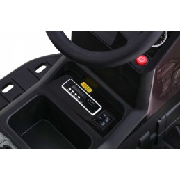 Traktor Titanium Z Przyczepą Zielony